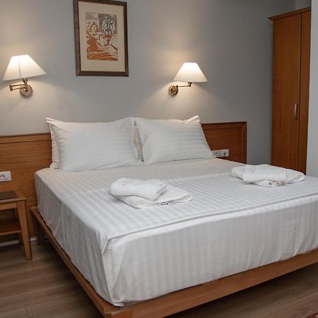Arber Hotel Τίρανα Εξωτερικό φωτογραφία